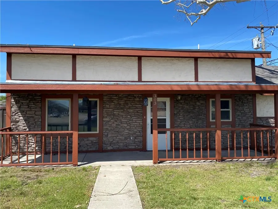 303 N 7th Street, Copperas Cove, TX 76522 - #2