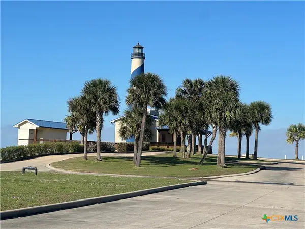 3223 Camp Hulen Drive, Palacios, TX 77465