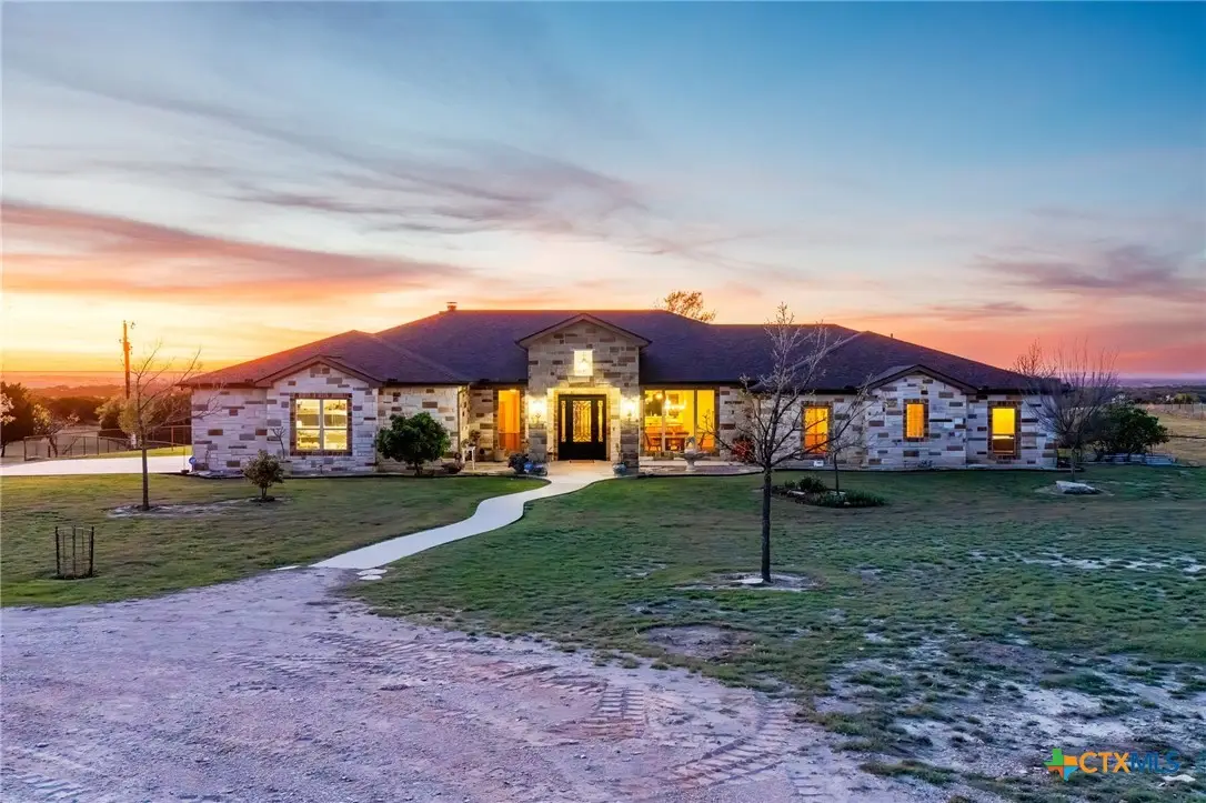 5450 County Road 101, Lampasas, TX 76550 - #1