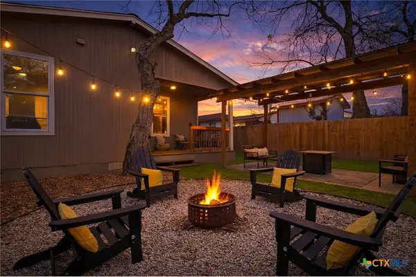 230 Thompson Place, San Antonio, TX 78225