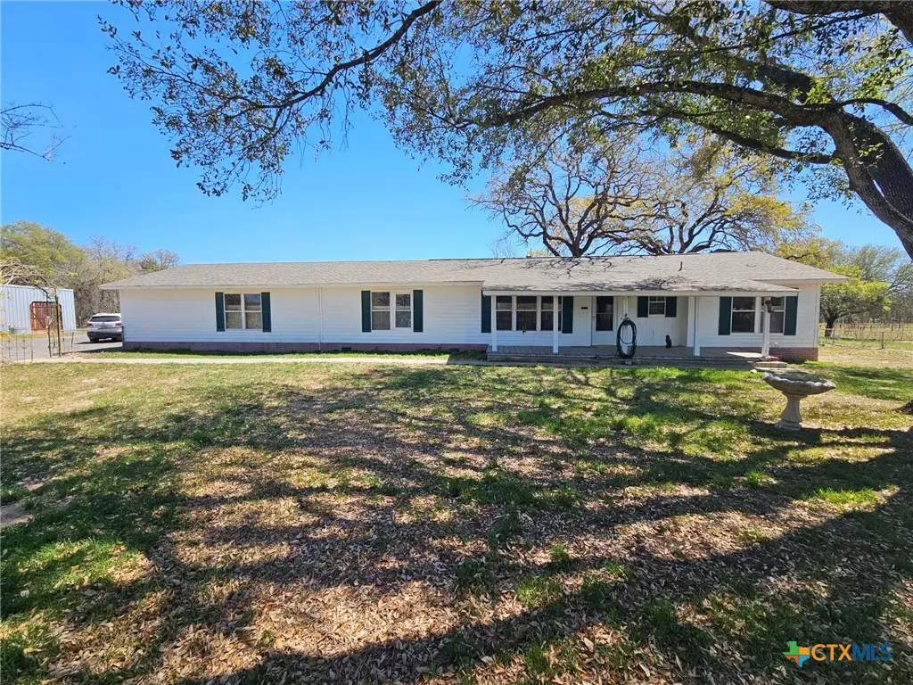 4821 Fm 467, Seguin, TX 78155 - #1