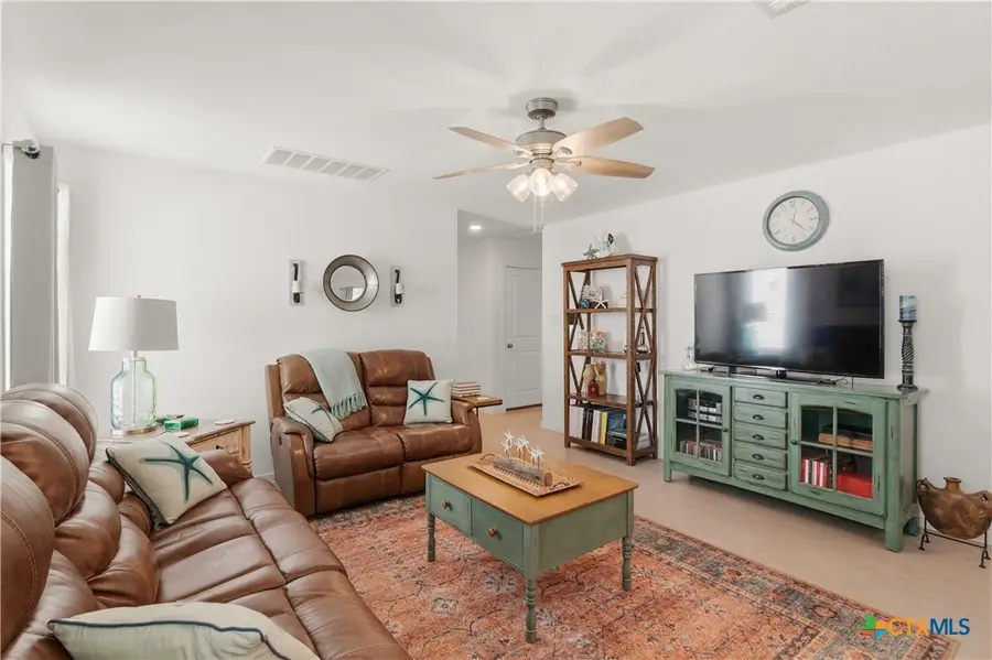 323 Alta Vista Terrace, Seguin, TX 78155 - #2