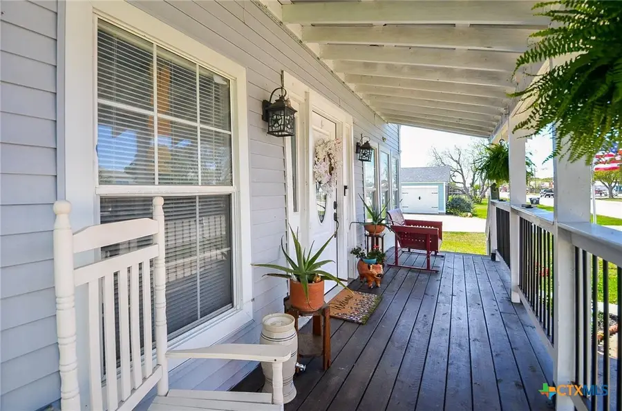 205 Main Street, Palacios, TX 77465 - #2