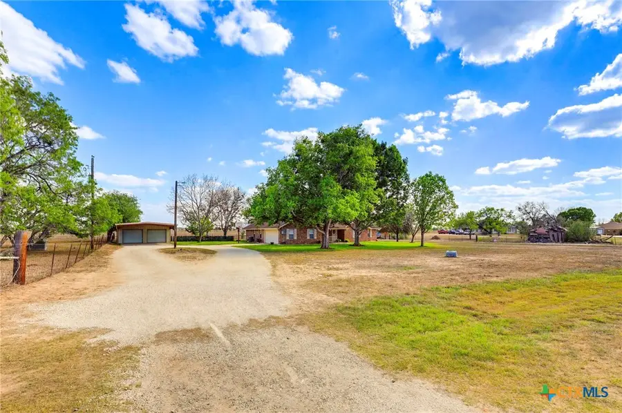 8416 Fm 541, Stockdale, TX 78160 - #2