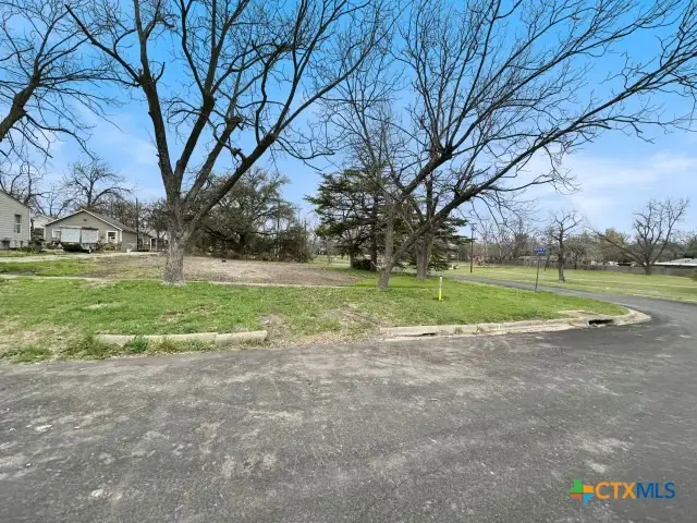 920 N 4th Street, Temple, TX 76501 - #1