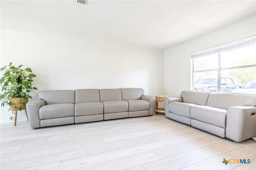 313 Dan Ave Avenue, Port Lavaca, TX 77979 - #2