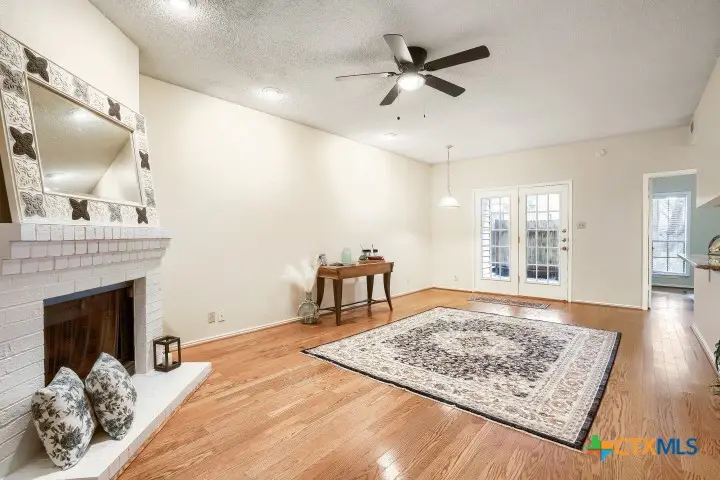 8655 Datapoint Drive, San Antonio, TX 78229 - #1