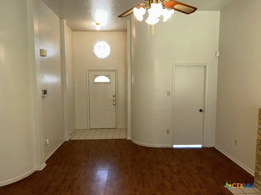 215 Robertstown Road, Copperas Cove, TX 76522 - #3