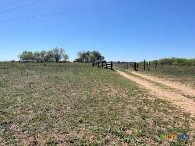 6611 Fm-1681, Stockdale, TX 78160 - #1