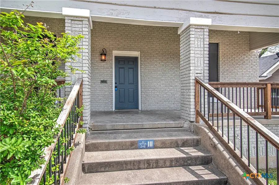 111 N 5th Street, Temple, TX 76501 - #2