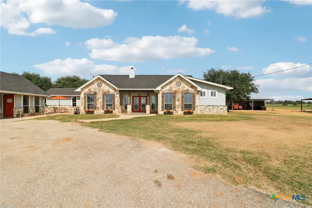 1891 State Highway 97, Floresville, TX 78114 - #1