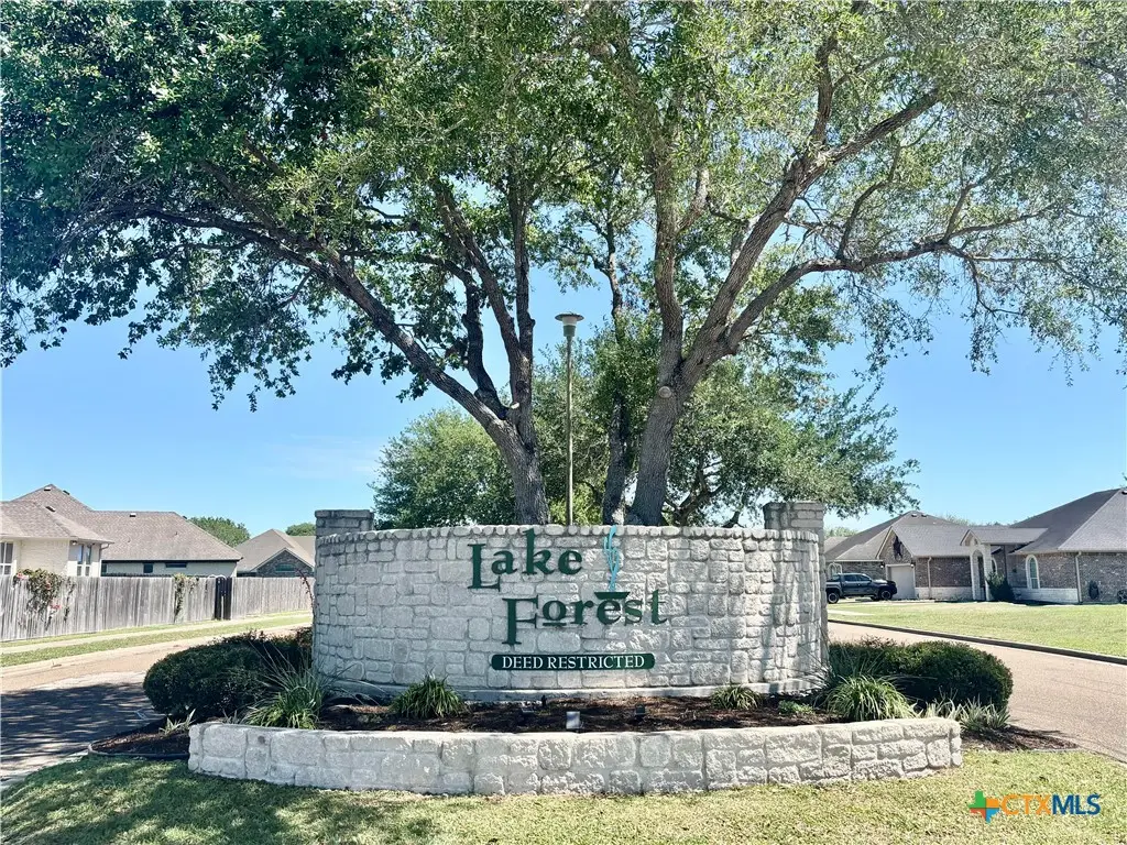 209 Pebble Brook, Victoria, TX 77904 - #1