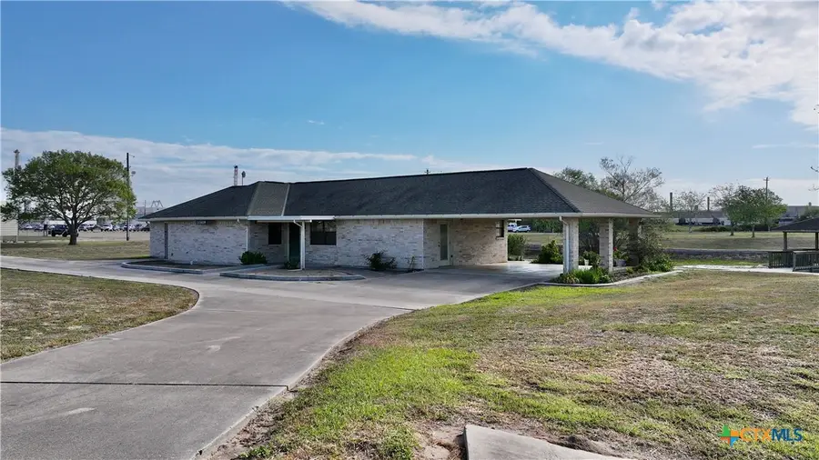 23409 Zac Lentz Parkway, Victoria, TX 77905 - #2