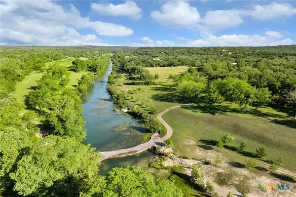 5055 Wayside Drive, Wimberley, TX 78676