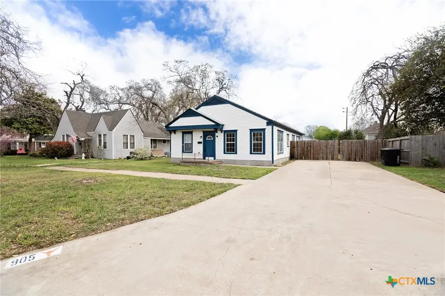905 N 9th Street, Temple, TX 76501 - #2
