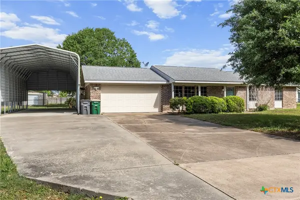 204 Berwick Street, Victoria, TX 77904