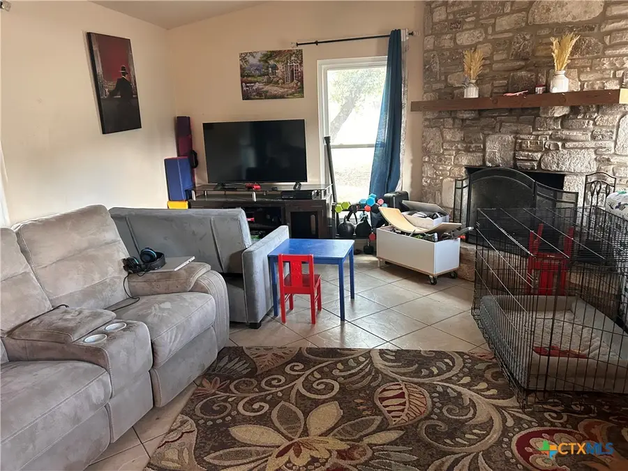 1215 Paradise, Canyon Lake, TX 78133 - #3