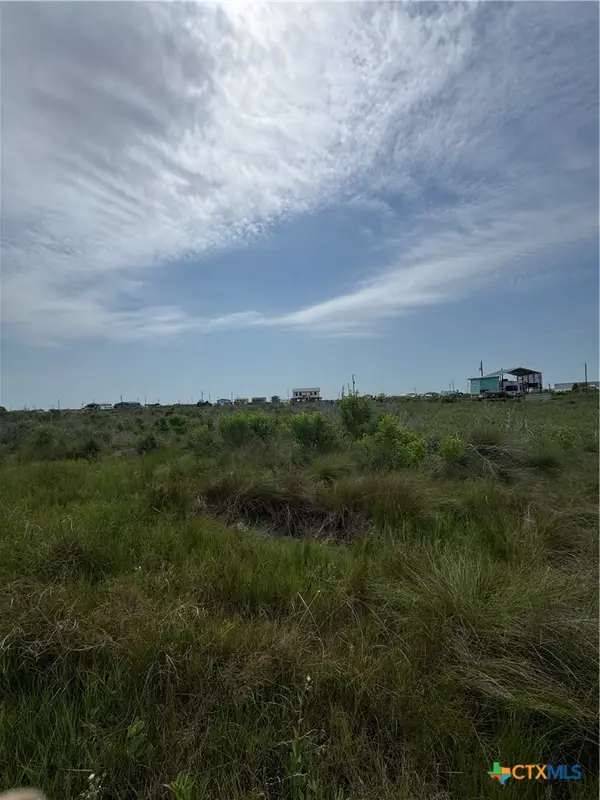 0 Titanic, Sargent, TX 77414