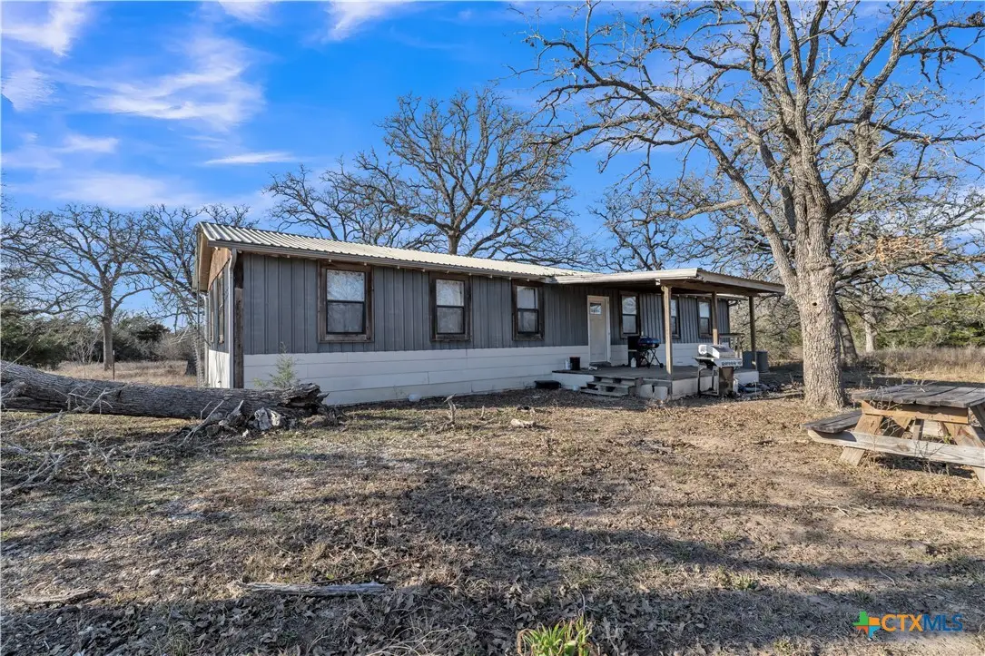 895 Patterson Road, Flatonia, TX 78941 - #1