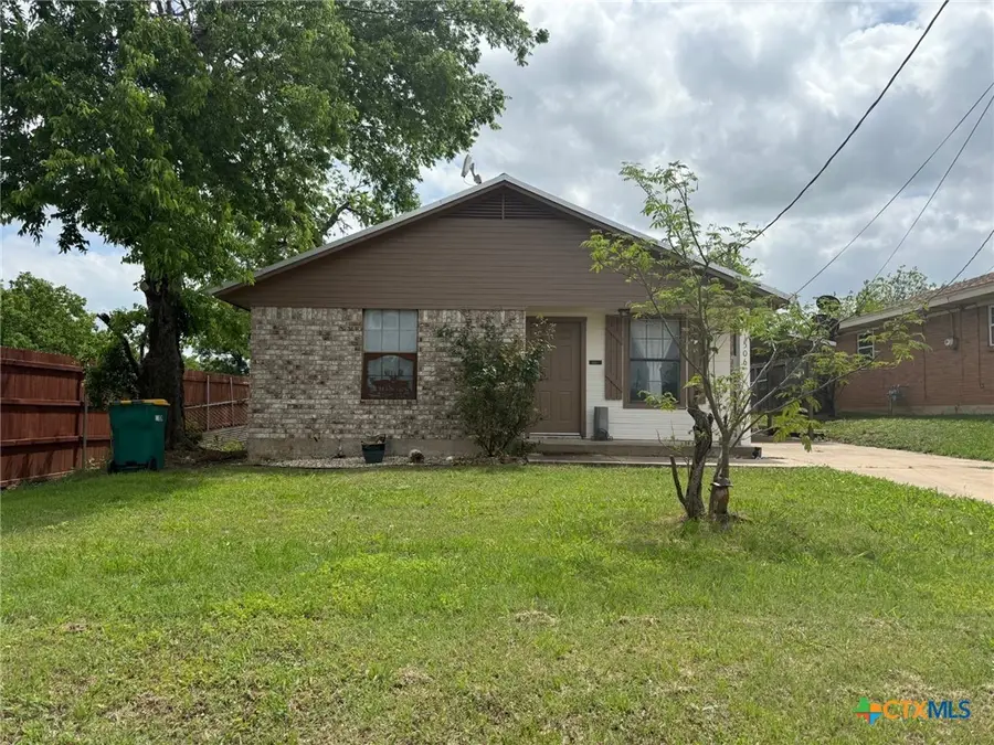 1506 Saint Louis Street, Gatesville, TX 76528 - #2