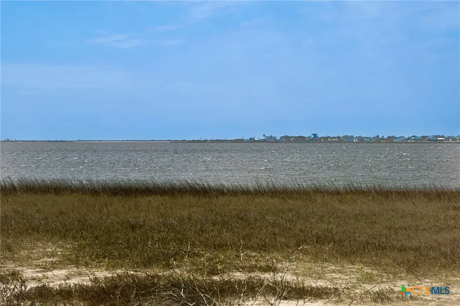 3529 Kiawah Circle, Palacios, TX 77465 - #2
