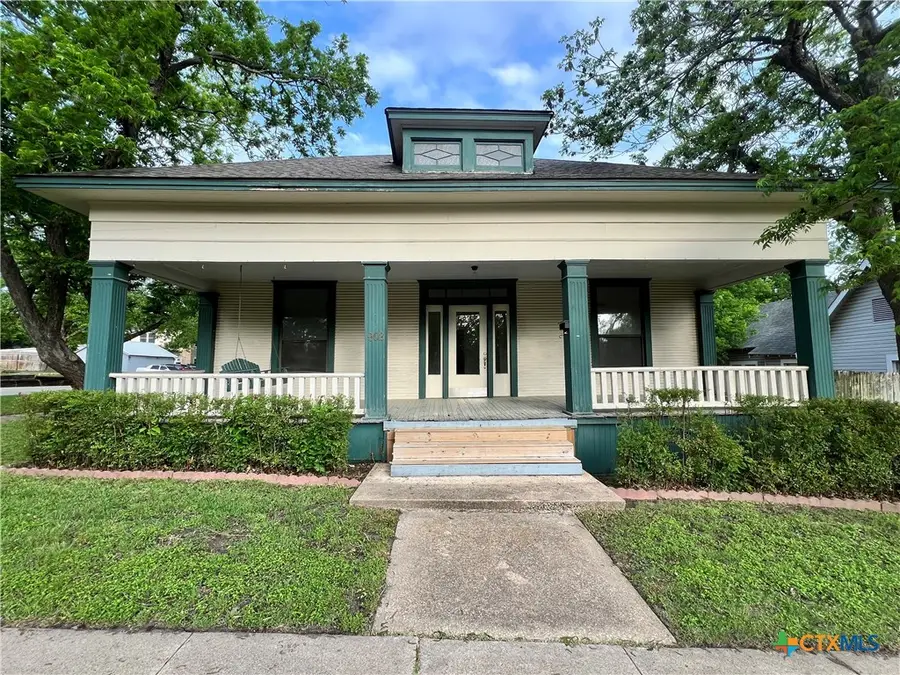 902 N 1st Street, Temple, TX 76501 - #2