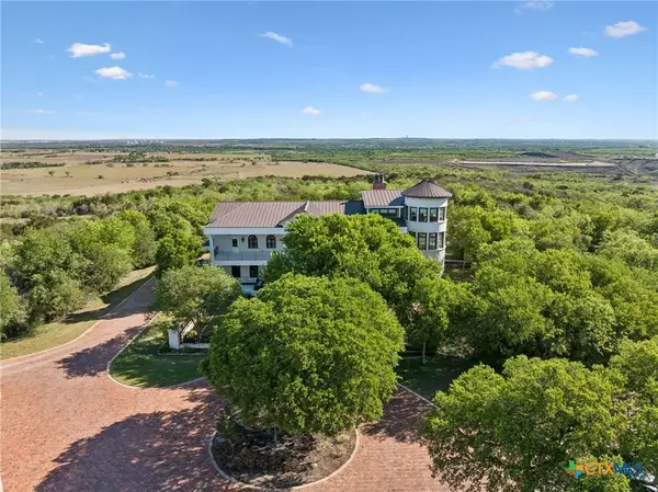 999 Schwarzlose Road, New Braunfels, TX 78130