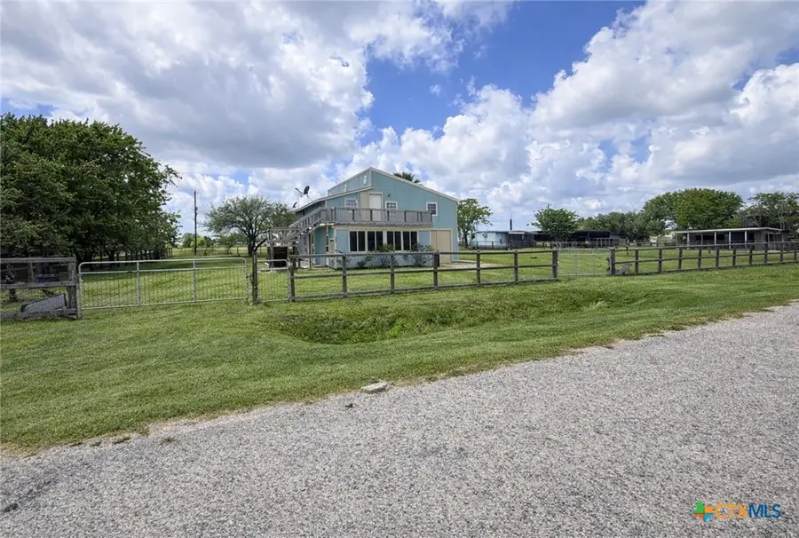 488 Alamo Beach Avenue, Port Lavaca, TX 77979 - #3