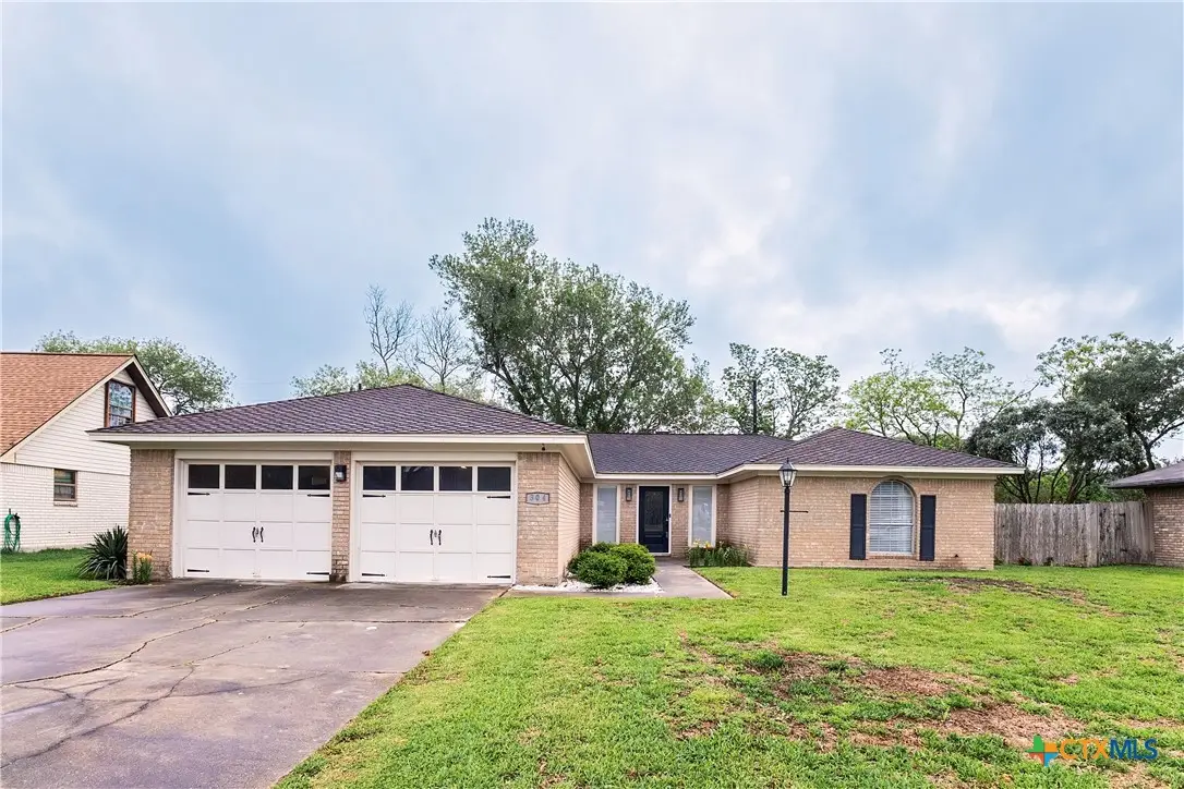 304 Sherwood Drive, Victoria, TX 77901 - #1