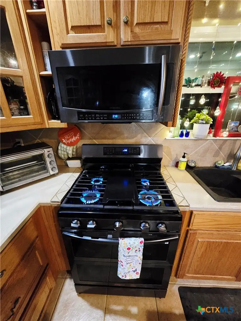 1701 Baylor Avenue, Waco, TX 76706 - #3