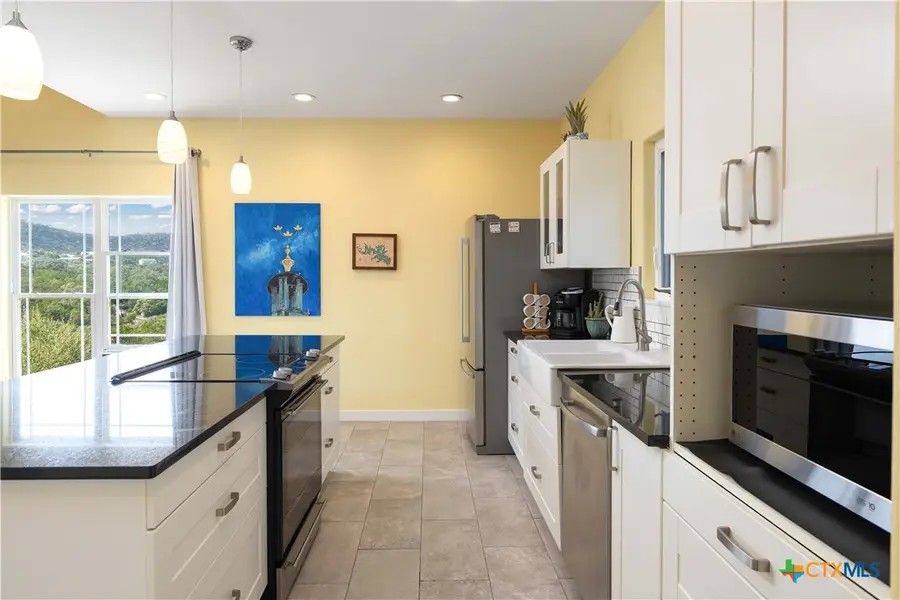 667 Rock Castle, Canyon Lake, TX 78133 - #2