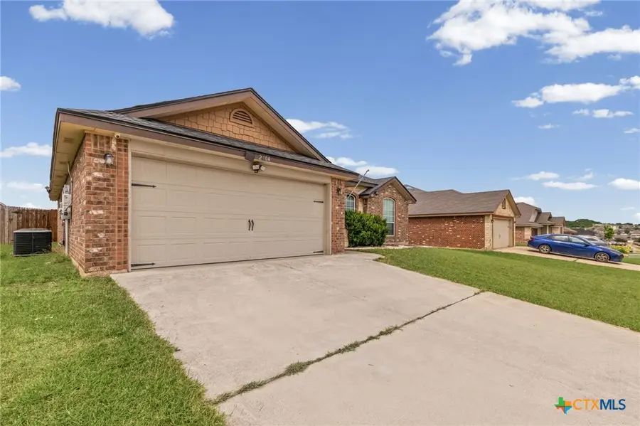 2704 Tarrant County Drive, Killeen, TX 76549 - #2
