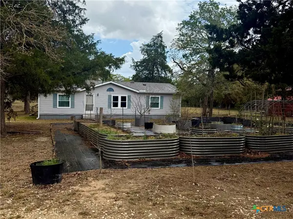 6975 Silver Mine Road, Harwood, TX 78632