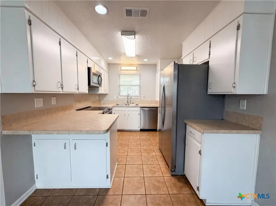 816 N 23rd Street, Copperas Cove, TX 76522 - #2