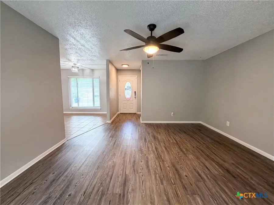 816 N 23rd Street, Copperas Cove, TX 76522 - #3