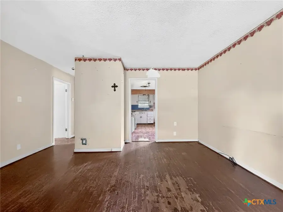 1101 S 2nd Street, Killeen, TX 76541 - #2