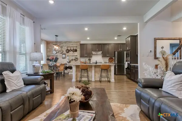 1531 Esser Crossing, New Braunfels, TX 78132