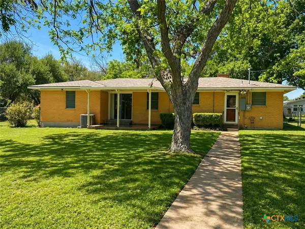 2305 Birdcreek Drive, Temple, TX 76502