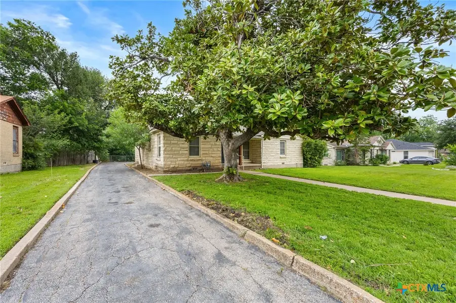 510 W Thompson Avenue, Temple, TX 76501 - #2