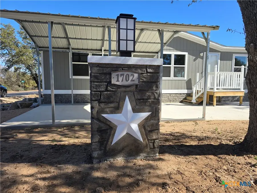 1702 Fox Foot, Horseshoe Bay, TX 78657 - #2