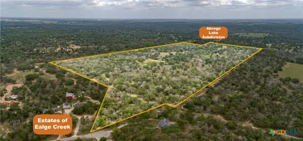 132 Roemer Lane, Floresville, TX 78114