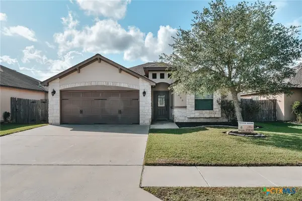 405 Tuscany Drive, Victoria, TX 77904