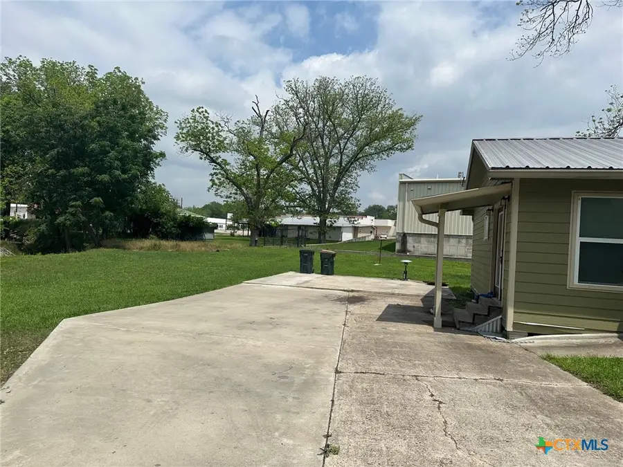 310 N La Grange Street, Hallettsville, TX 77964 - #3