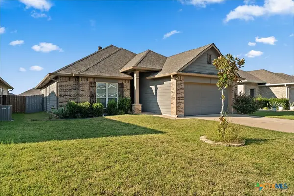 4124 Riata Ranch Road, Waco, TX 76705