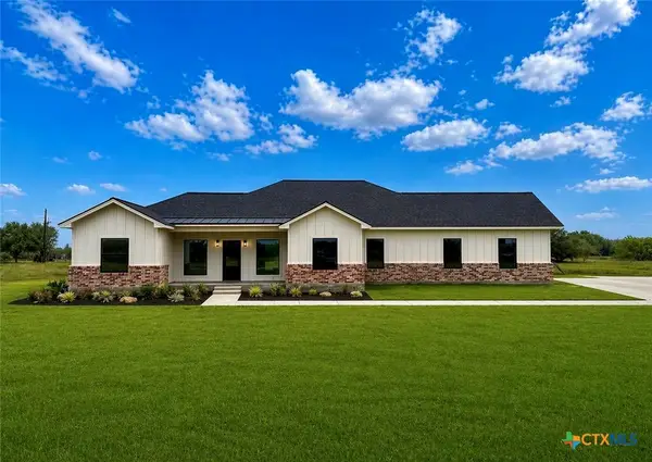998 Bliss Drive, Victoria, TX 77904