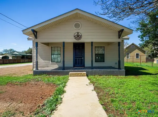 103 N Avenue Q, Johnson City, TX 78636