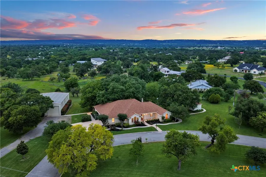 406 Ancient Oaks Drive, Marble Falls, TX 78654 - #2