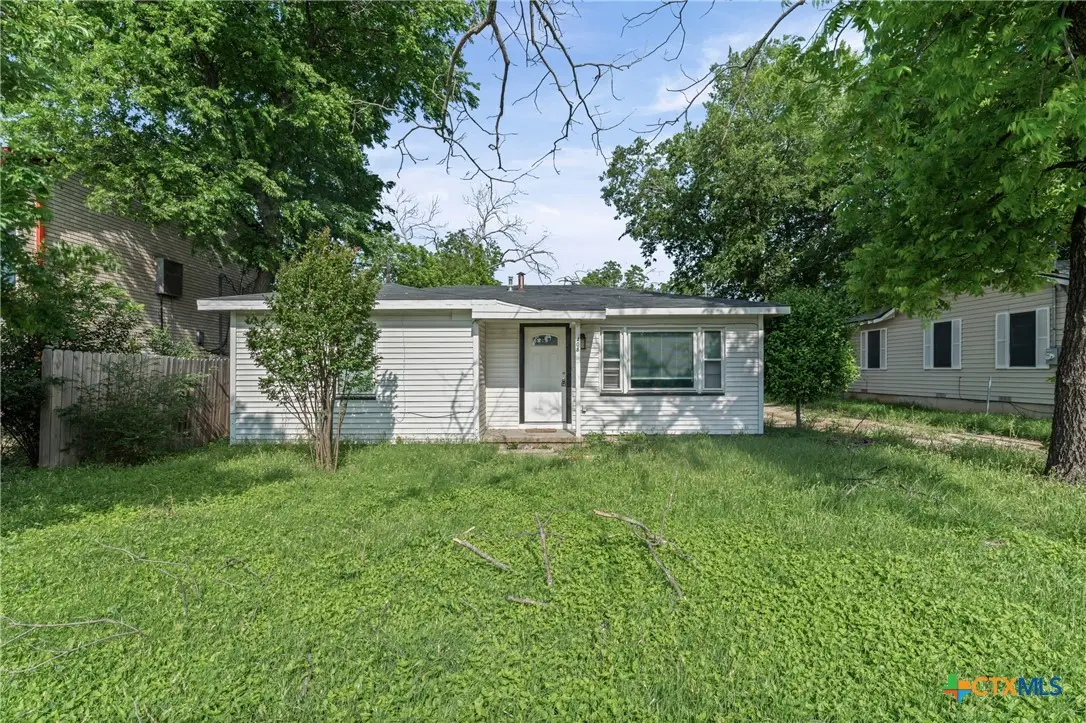 408 Veterans Avenue, Copperas Cove, TX 76522 - #1