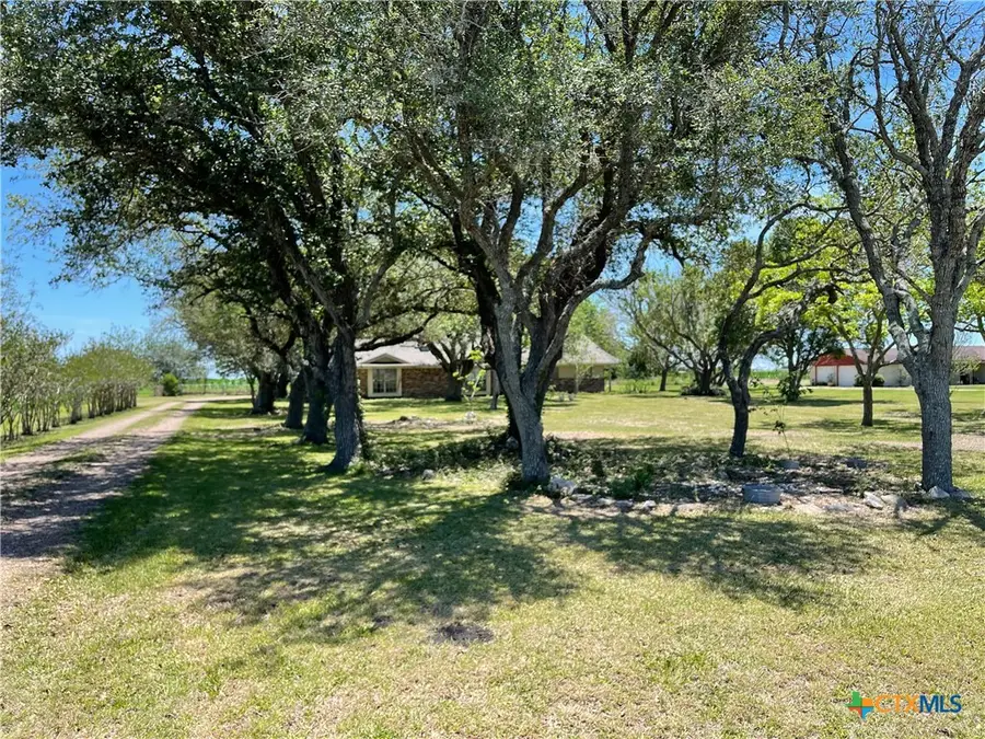 3373 State Highway 35, Port Lavaca, TX 77979 - #3