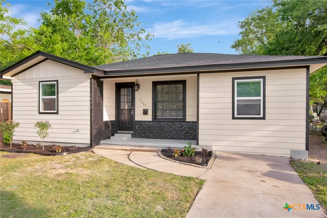 2005 Navidad Street, Victoria, TX 77901 - #1